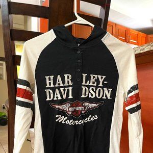 Harley Davidson Hooded Iconic Henley Tee **NEVER WORN**
